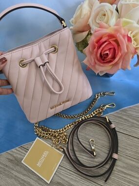 MICHAEL KORS Pink Mini Quilted Leather Drawstring Bucket Bag